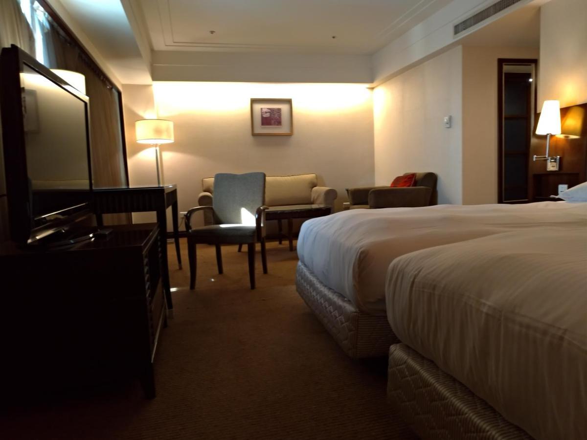 Nisus Hotel Taipei Exterior photo