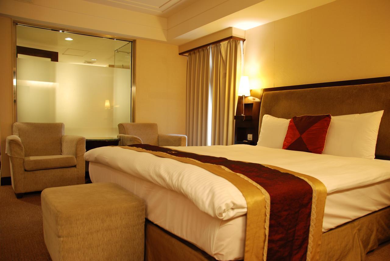 Nisus Hotel Taipei Exterior photo