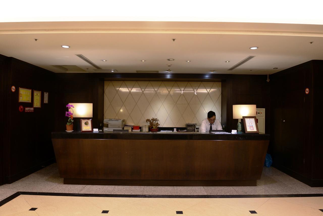 Nisus Hotel Taipei Exterior photo