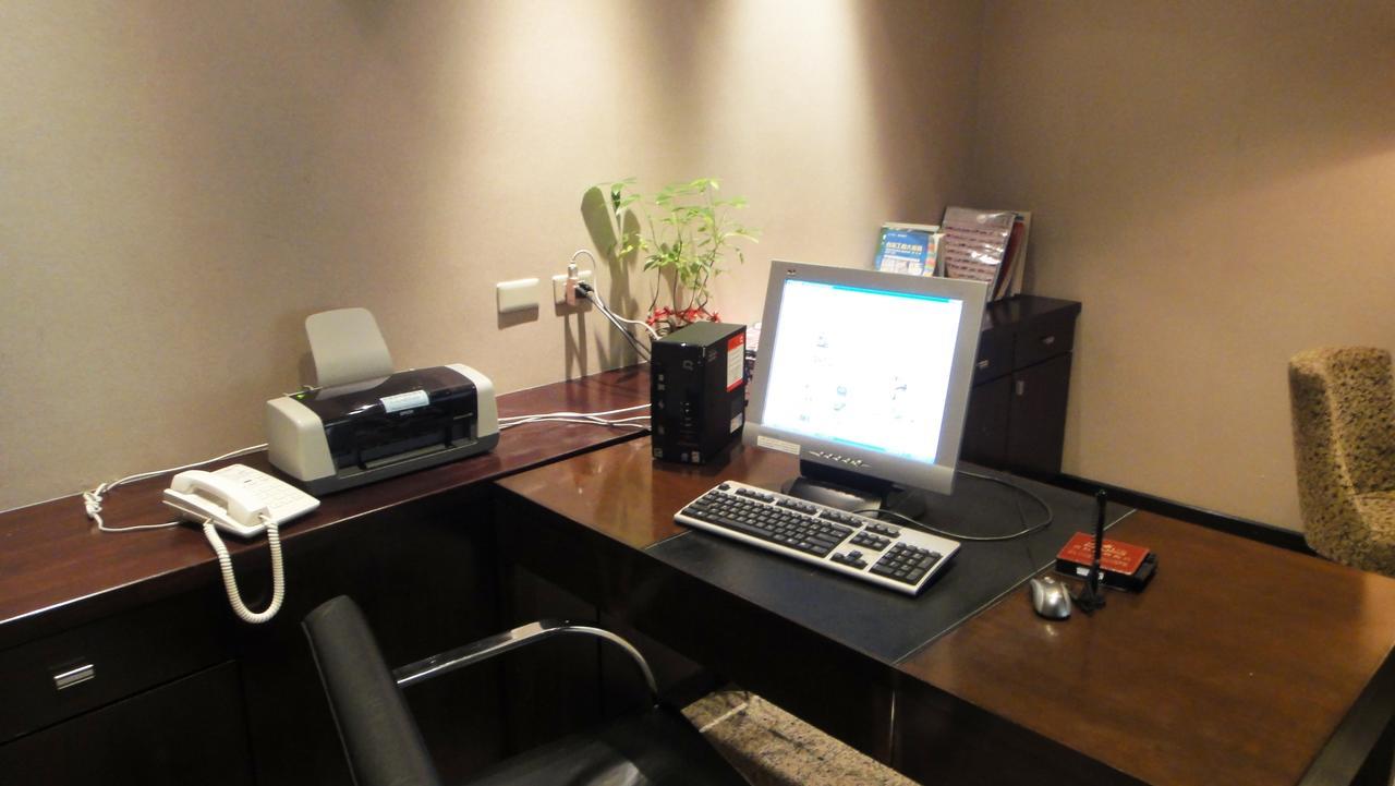 Nisus Hotel Taipei Exterior photo