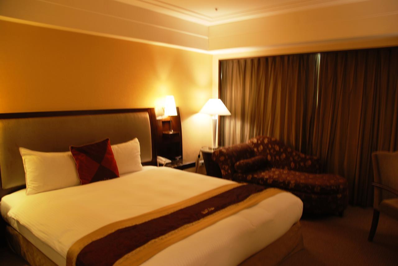 Nisus Hotel Taipei Exterior photo