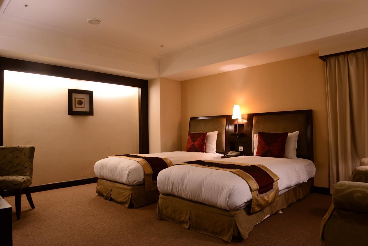 Nisus Hotel Taipei Exterior photo